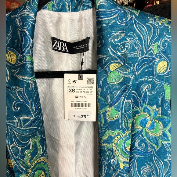 Zara Brand New Blazer - Picture 2 of 3